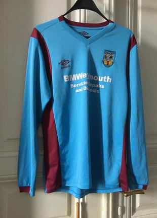 Крутая футболка umbro weymouth fc1 фото