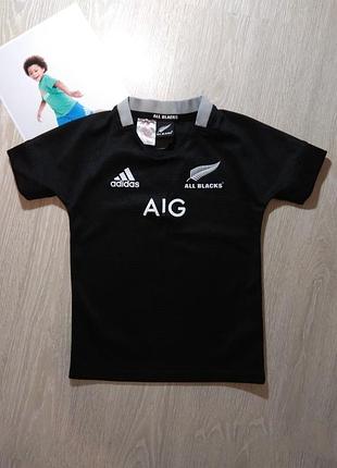 Футболка adidas 128 см.