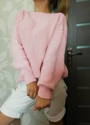 Фирменный крутой свитер с открытой спинкой glamorous