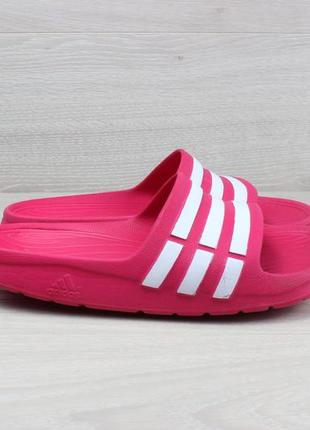 Шльопанці adidas оригінал, розмір 35