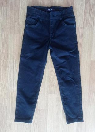 Темно-сині джинси для хлопчика на 7-8 років