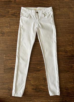 Белые джинсы женские1 фото