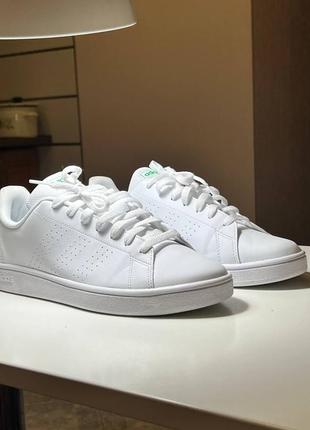 Кроссовки adidas styling complements cropped pants for women