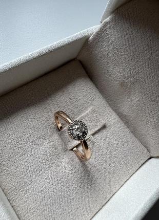 Золотое кольцо с бриллиантами 585, кольцо 16,5 г.1 фото