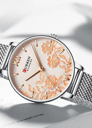 Стильные женские наручные часы с серебристым браслетом код 495