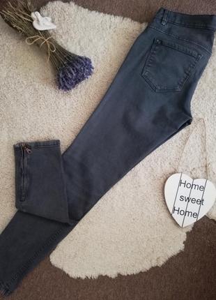 Базовые серые джинсы2 фото