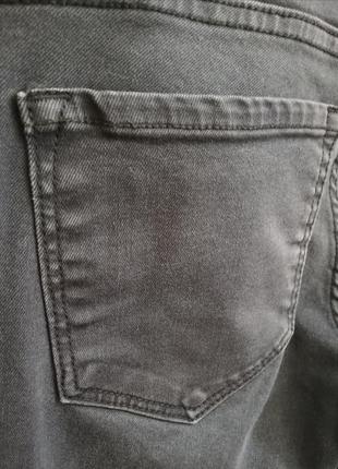 Базовые серые джинсы6 фото