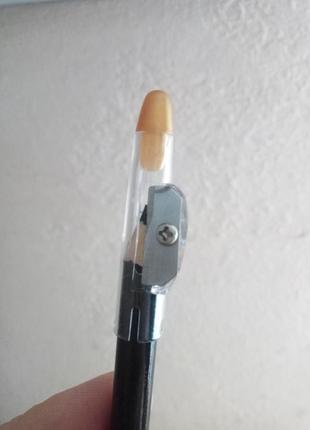 Олівець для макіяжу 2в1 (підводка для очей/губ)2 фото