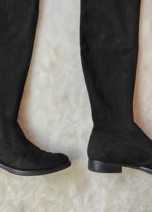 Черные замшевые высокие деми сапоги за колено на низком каблуке ботфорты сапожки со шнуровкой5 фото