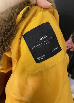 Куртка zara желтого цвета на подпушке искусственный мех яркая брендовая приталенная6 фото