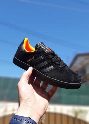 Жіночі кеди adidas gazelle black orange1 фото