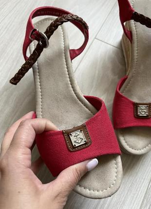 Красные сандали босоножки tamaris6 фото