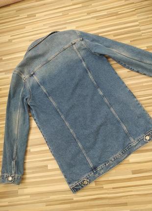 Подовжена джинсова куртка mango5 фото