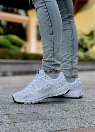 Женские кроссовки nike zoom vomero 5 white 36-37-38-39-40-417 фото