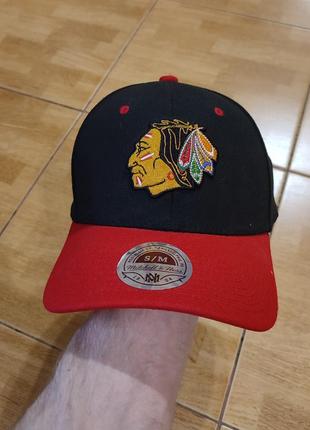 Бейсболка mitchell and ness с головой индейца с вышивкой кепка3 фото