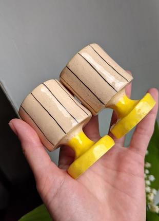 Рюмки ручной работы керамика стопки чарки в полоску бежевый желтый авторские1 фото