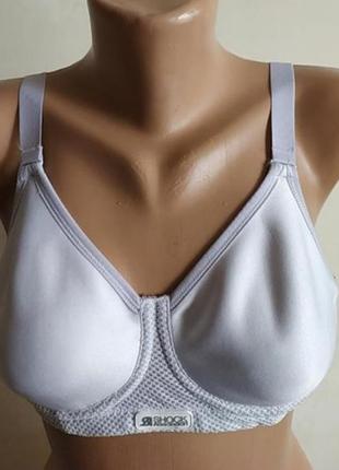 Бюстгальтер
