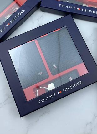 Подарочный набор tommy hilfiger мужской кошелек + картхолдер + брелок черный портмоне6 фото