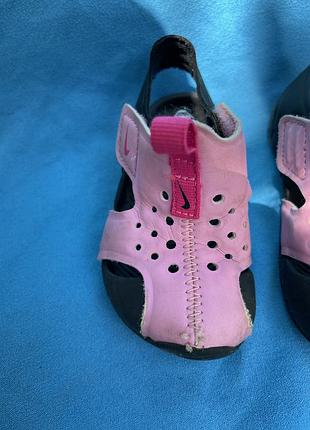 Сандалі nike 5