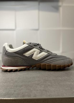 Кроссовки new balance 42р.