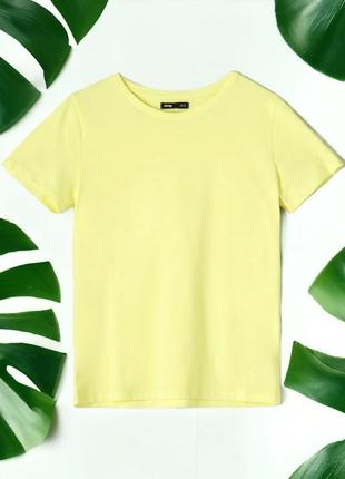 Жіноча футболка "basics-o" лимонна. розмір 50.