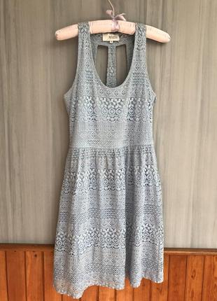 Платье reserved