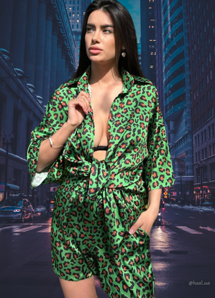 Жіночий трендовий шикарний літній бавовняний шовковий костюм двійка леопаровдовий пляжний леопард шорти сорочка