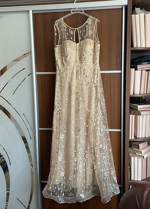 Вечернее платье