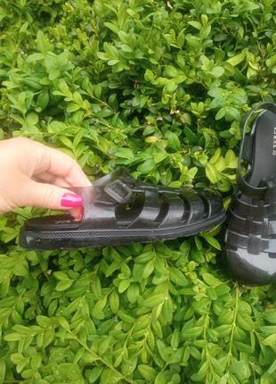 Продам силиконовые сандали на девочку 32 размер от zay2 фото