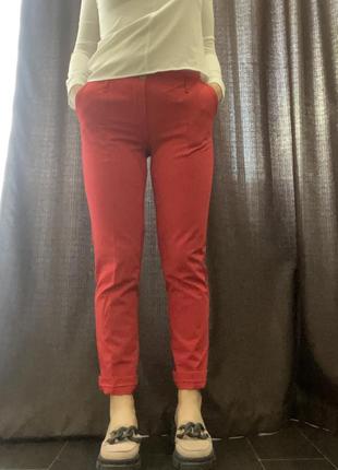 Новые красные брюки