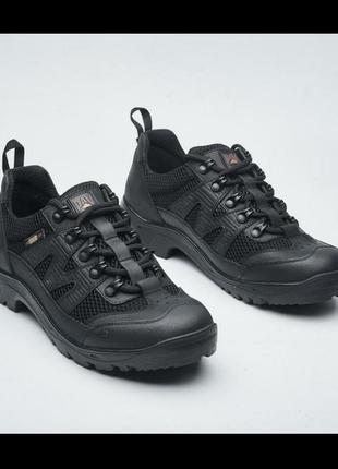 Чоловічі літні тактичні кросівки чорні розміри 40-473 фото