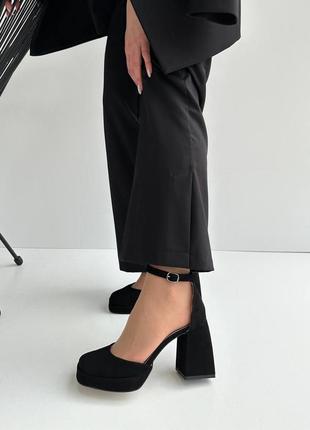 Шикарные черные кожаные туфли на квадратном каблуке7 фото