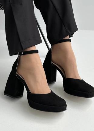 Шикарные черные кожаные туфли на квадратном каблуке1 фото