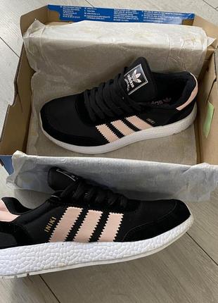 Стильні, замшеві, текстильні, чорні кросівки adidas iniki runner boost black pink5 фото