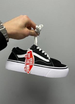 Vans old skool platform black white