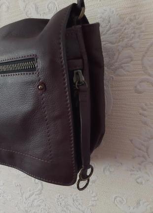 Натуральная кожа вместительная сумка  кросс боди через плечо английского бренда next8 фото