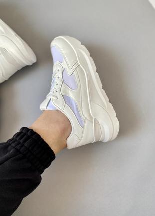 Кроссовки женские скидка