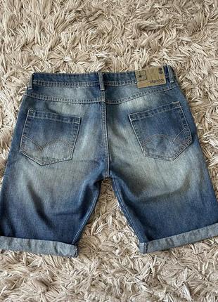 Мужские джинсовые шорты terranova