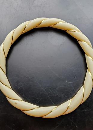 Пластиковый винтажный браслет под слоновую кость