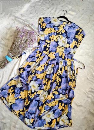 Платье в винтажном стиле в цветочный принт1 фото