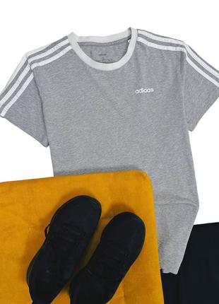 Вільна футболка adidas з лампасами оригінал