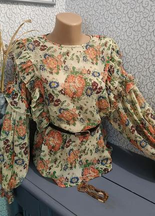 Легкая тоненькая стильная блузка.1 фото