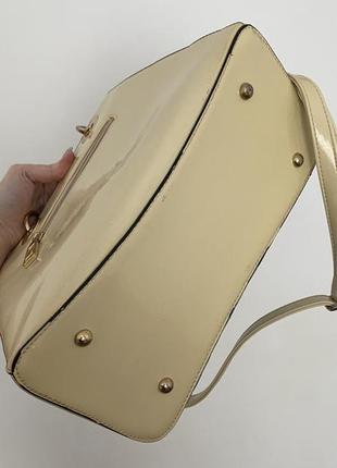 Лакированная сумка в стиле dior6 фото