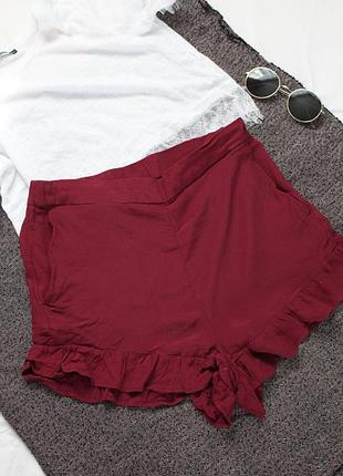 Бордові шорти 38 м розмір h&m тонкі шорти з рюшами