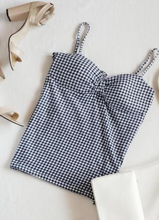 Топ с чашечками в клетку george