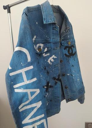 Кастомизированная джинсовая куртка5 фото