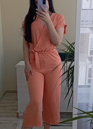 Персиковый летний комбинезон