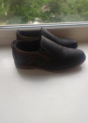 Продам детские туфли. 28 размер.