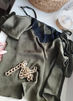 Топ майка га бретелях