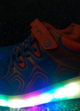 Aimoge led кроссовки ролики светящиеся унисекс3 фото